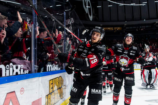 Malmö Redhawks Jakub Galvas jublar