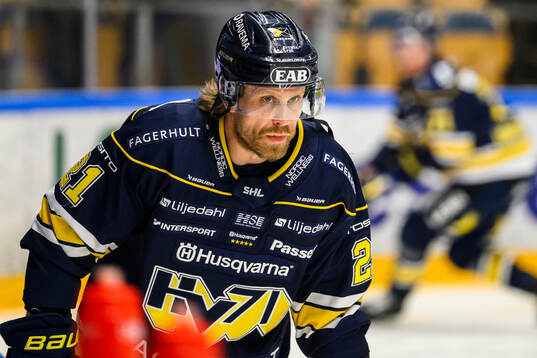 HV71s Mattias Tedenby