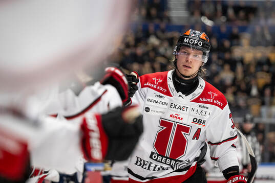 Örebros Christopher Mastomäki jublar