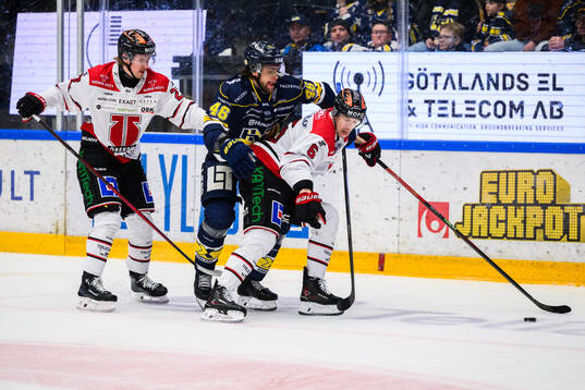 Örebros Filip Berglund , Peetro Seppälä och HV71s Joona