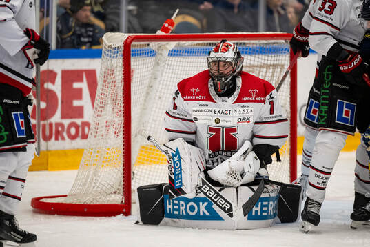 Örebros målvakt Jhonas Enroth