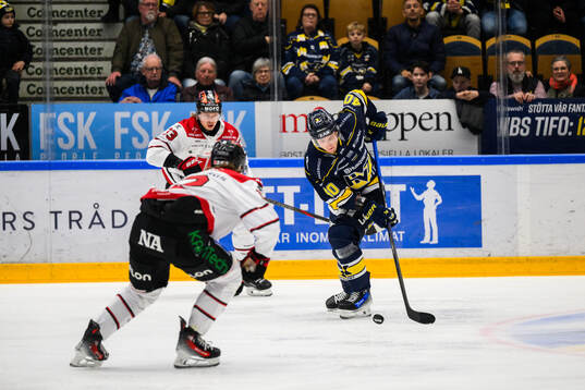 Örebros Christopher Mastomäki och HV71s Oskar