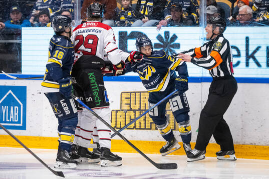 HV71s Jonathan Ang