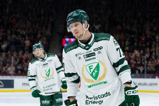 Färjestads Adam Ollas Mattsson deppar