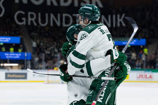 Färjestads Magnus Nygren jublar