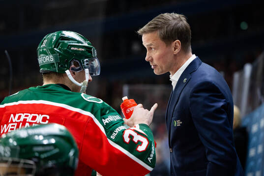Frölundas Nicklas Lasu och tränare Roger Rönnberg