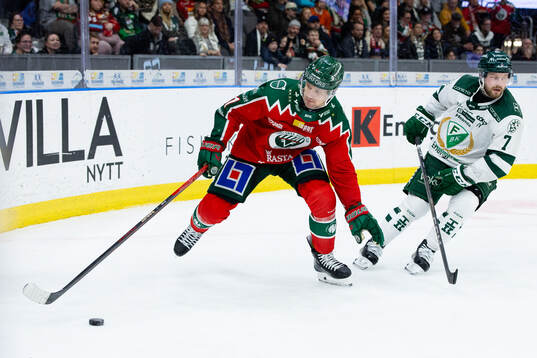 Frölundas Nicklas Lasu och Färjestads Axel Bergkvist