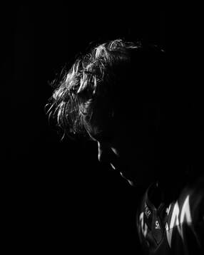 Frölundas Noah Dower Nilsson i spelartunneln