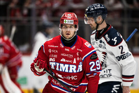 Timrås Filip Hållander