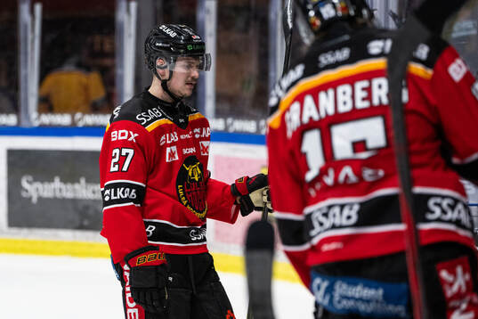Luleås Oskari Laaksonen deppar