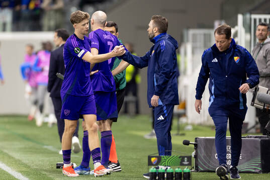Patric Åslund and head coach Jani Honkavaara of Djurgården