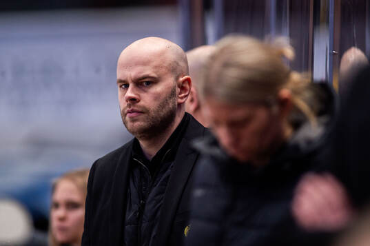 Brynäs tränare Filip Eriksson