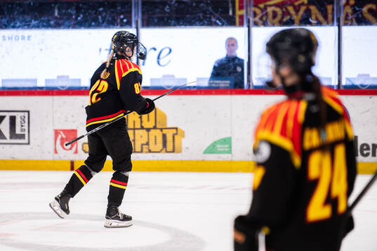 Brynäs Annie Silén lämnar isen