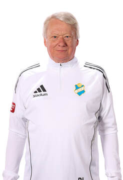 Östers players manager Peter Lind