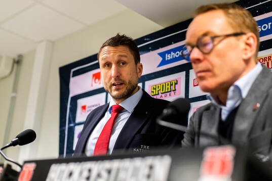 Malmö Redhawks tränare Tomas Kollar på presskonferensen