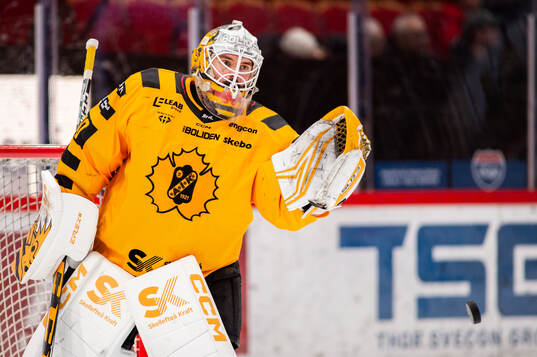 Skellefteås målvakt Gustaf Lindvall