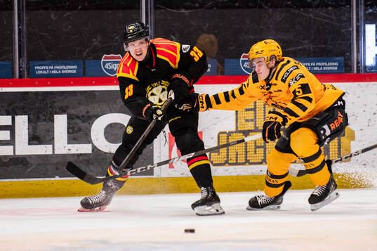Brynäs Jakob Silfverberg och Skellefteås Axel Sandin