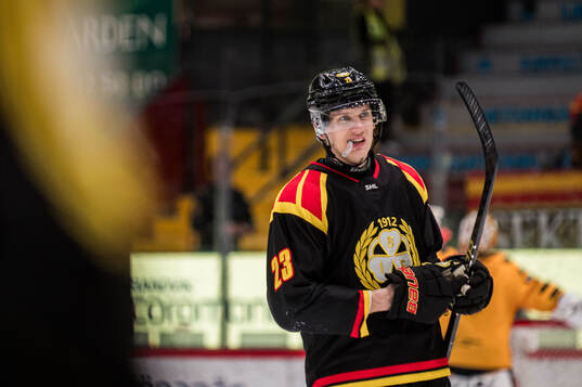 Brynäs Oskar Lindblom deppar