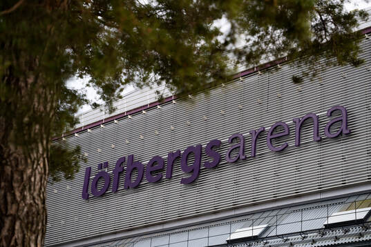 inför ishockeymatchen i SHL mellan Färjestad och HV71
