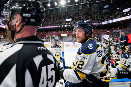 HV71s Oscar Engsund