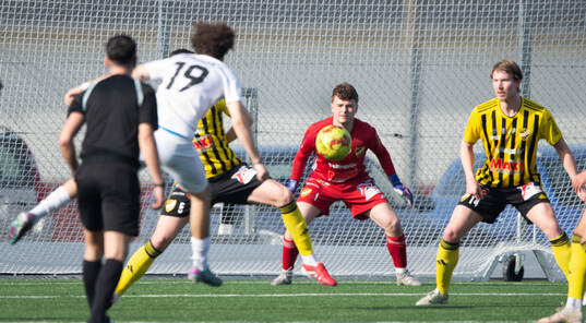 IFK Hässleholms målvakt Måns Davidsson i