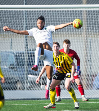 Högaborgs Adam Touray i träningsmatchen mellan IFK