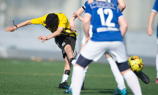 IFK Hässleholms Mustafa Ali i träningsmatchen för pojkar