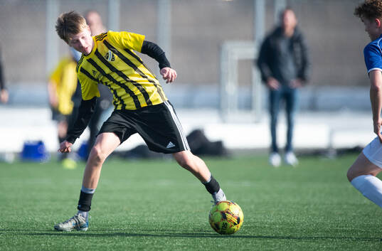 IFK Hässleholms Måns Johansson i träningsmatchen för