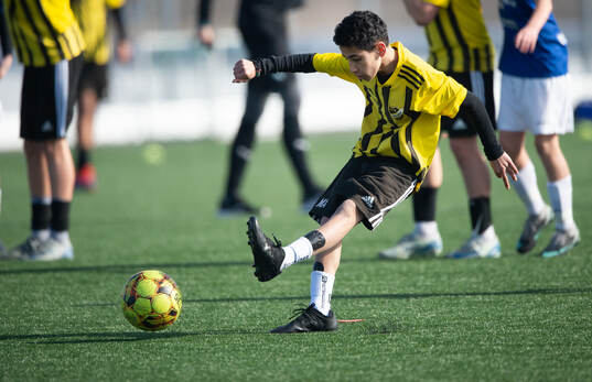 IFK Hässleholms Mustafa Ali i träningsmatchen för pojkar