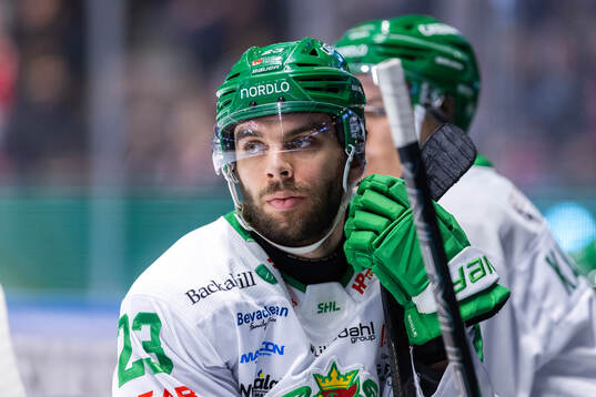 Rögles Josh Dickinson deppar