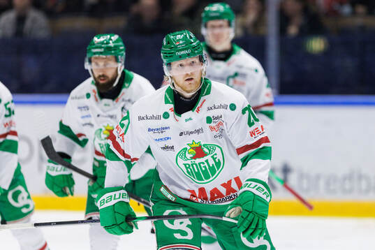 Rögles Joachim Blichfeld jublar