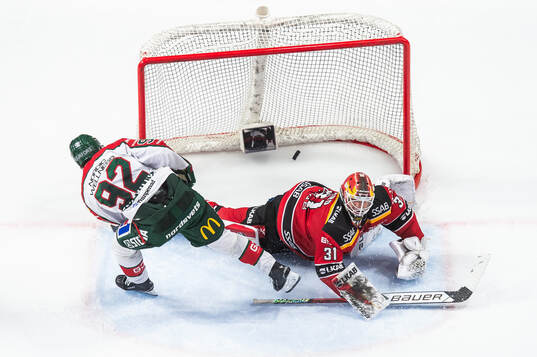 Frölundas Filip Cederqvist sätter avgörande 3-2 bakom