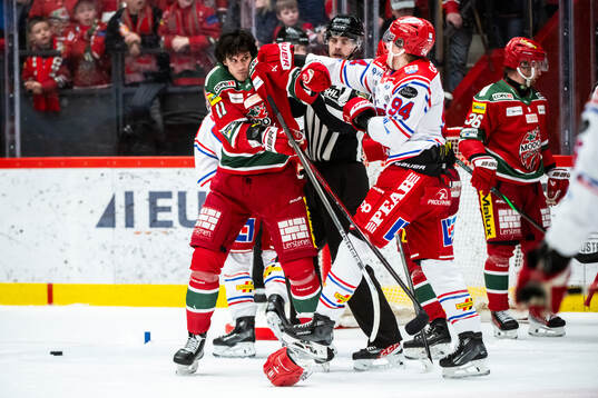 Modos Alexander True och Timrås Sebastian Hartmann