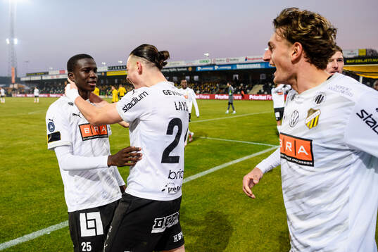 Häckens Abdoulaye Faye jublar