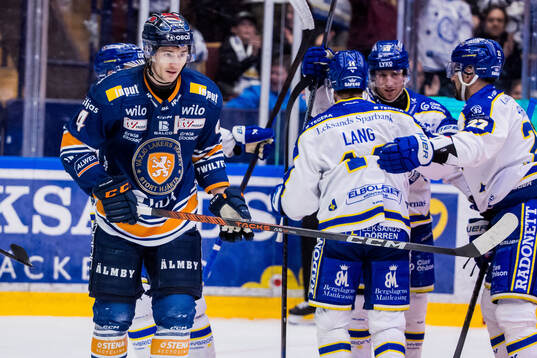 Växjös Keegan Lowe deppar