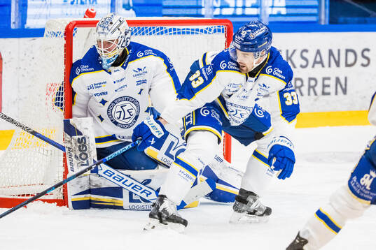 Leksands målvakt Marcus Gidlöf och Eddie Larsson