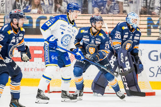 Leksands Lukas Vejdemo och Växjös Brian Cooper