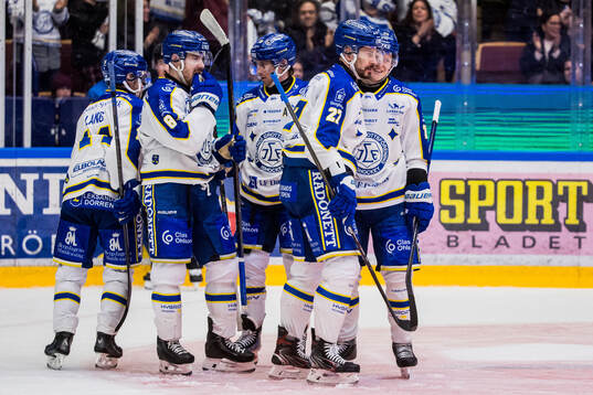 Växjös Martin Lundberg jublar