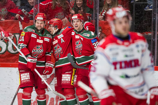 Modos Måns Carlsson och Jesper Olofsson och Johan