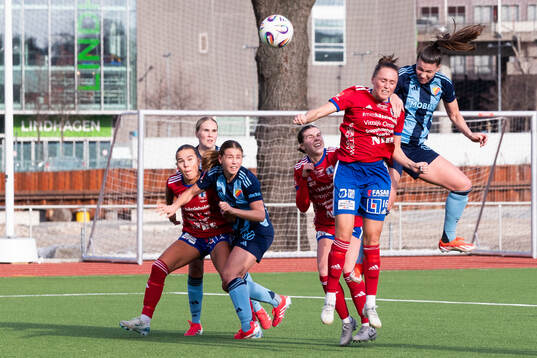 Vittsjös Olivia Wänglund och Djurgårdens Pauline