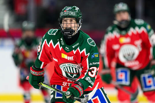 Frölundas Michelle Karvinen jublar