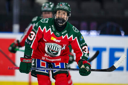 Frölundas Michelle Karvinen jublar
