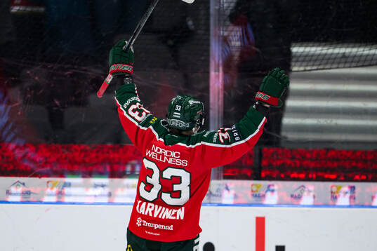 Frölundas Michelle Karvinen jublar