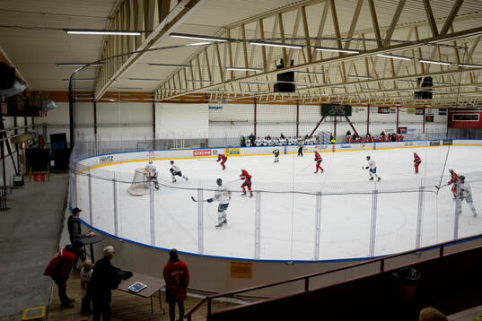 under kvalmatch till HockeyAllsvenskan mellan Forshaga och