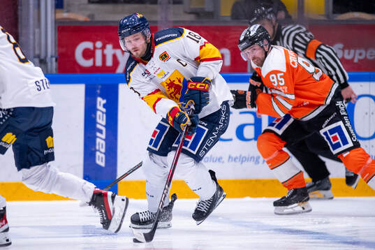 Mariestads Jesper Lindén och Karlskronas Victor