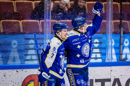 Leksands Patrik Zackrisson och Marcus Karlberg jublar