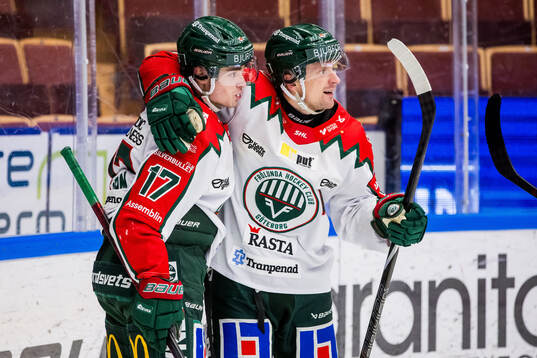 Frölundas Isac Born jublar