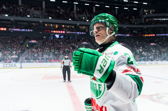 Rögles Anton Bengtsson jublar