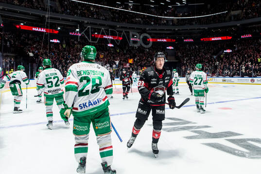 Malmö Redhawks Lassi Thomson jublar