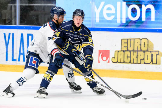 Linköpings Rasmus Rissanen och HV71s Viktor Olofsson